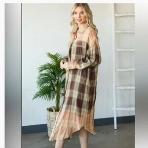 Oli & Hali Plaid Midlength Button Up Plaid Shacket Size L